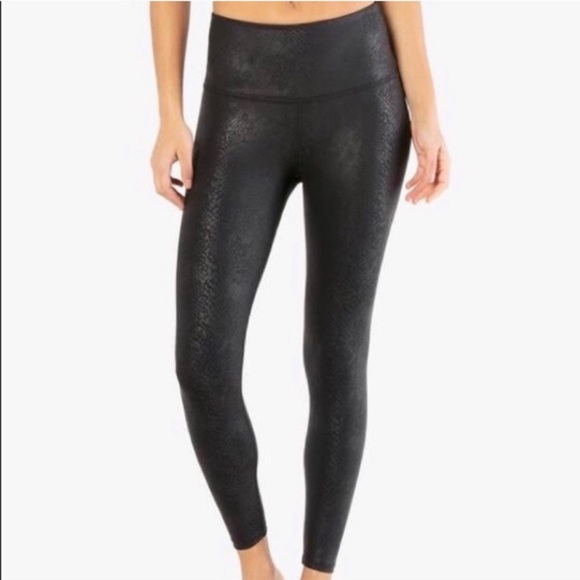 Express Snake Print Leggings - Picture 2 of 4